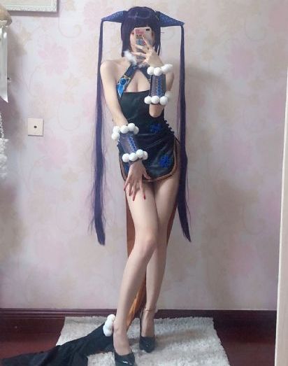 欧美裸体彩绘足球宝贝_DVD在线观看高清