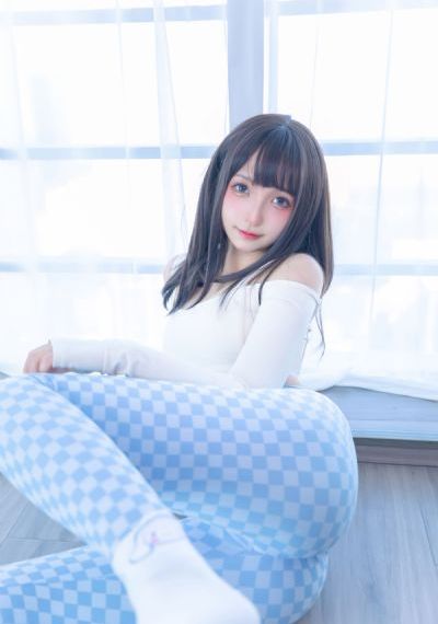 美女胸又黄又水_1080电影完整版