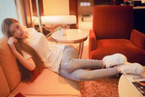 欧美吻戏脱内衣_BD韩语动漫免费观看