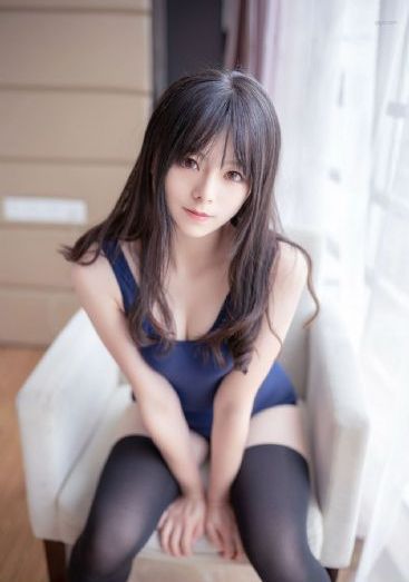 欧美黑丝袜_BD国语电影在线看